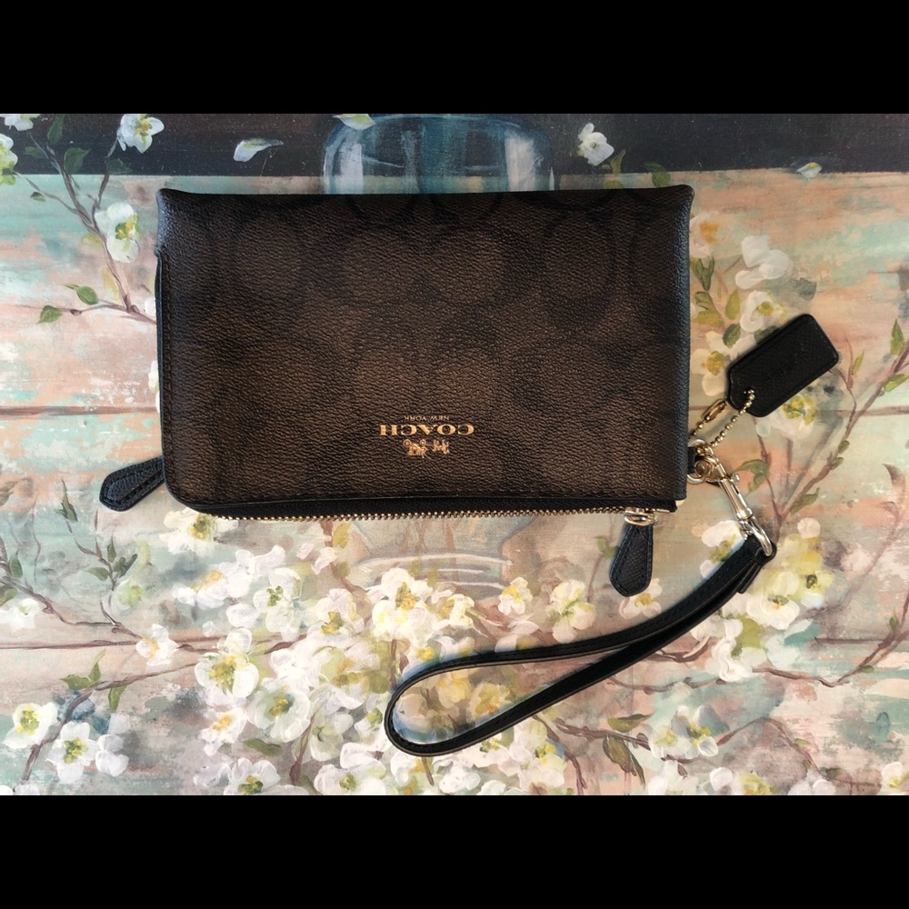 Coach clutch 6”